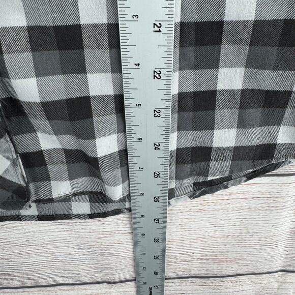 Helly Hansen Checkered Flannel Shirt Womens M Gray White Mammoth Embroidered - Picture 12 of 13